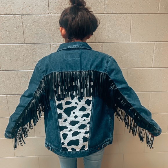 Fringe jean jacket:cow print (wrangler) - Picture 1 of 3